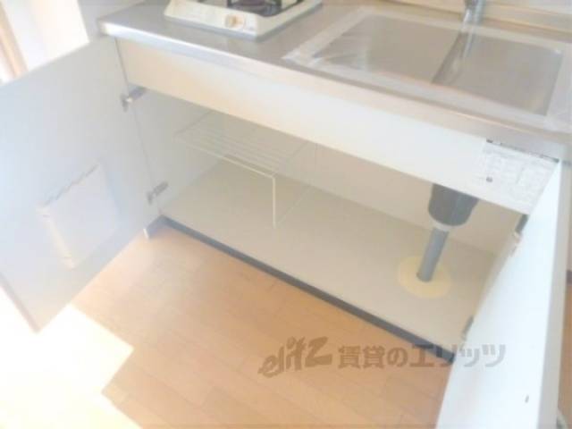 キッチン　下部収納