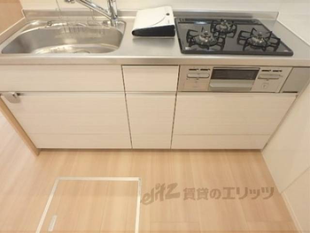 キッチン　下部