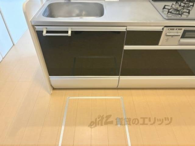 キッチン　下部収納