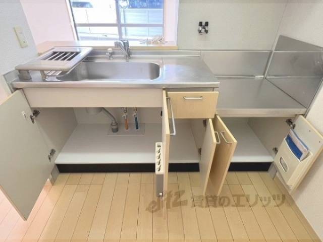 キッチン　収納