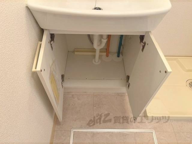 洗面所　収納