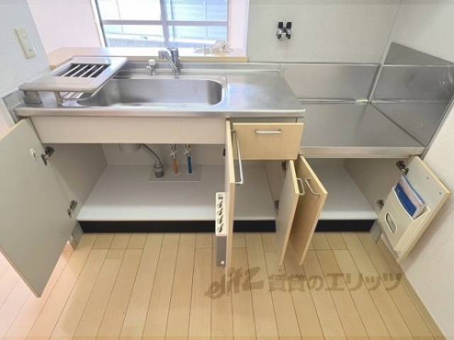キッチン　収納