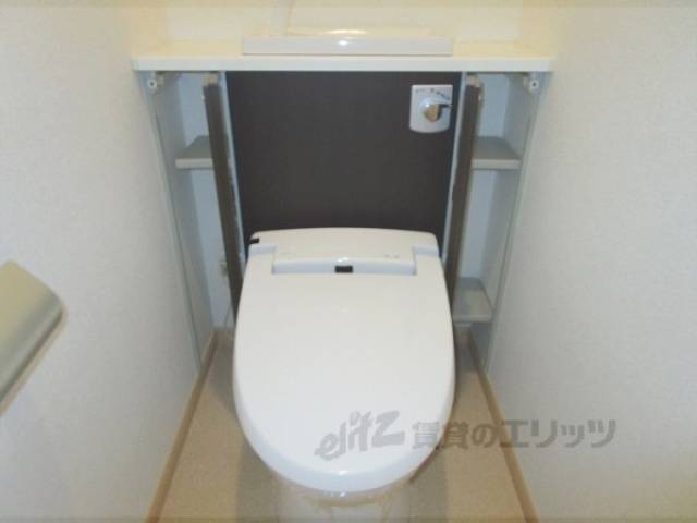 トイレ　収納