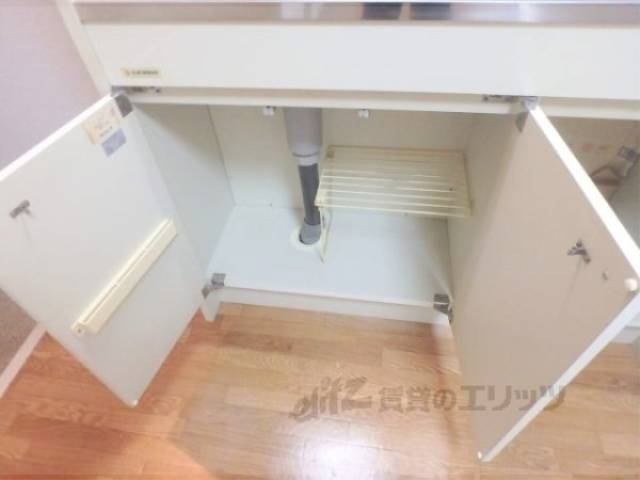 キッチン　下部収納