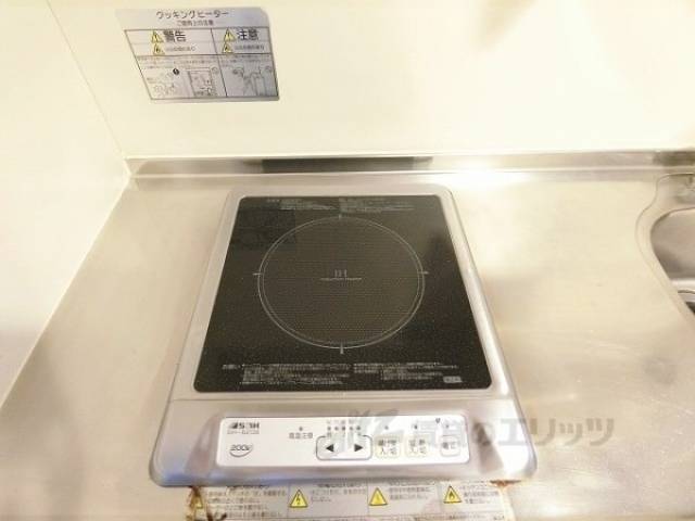 キッチン　コンロ