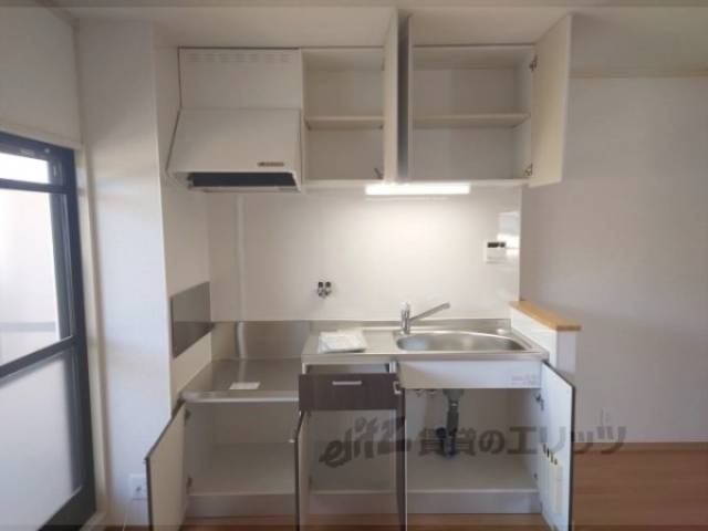 キッチン　収納