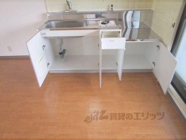 キッチン　収納