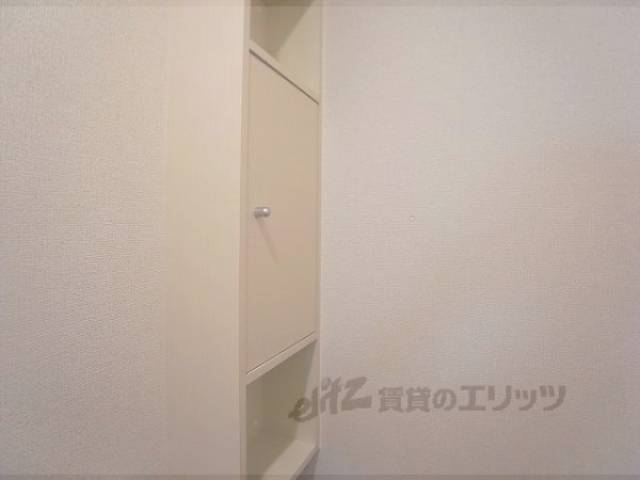 トイレ　収納