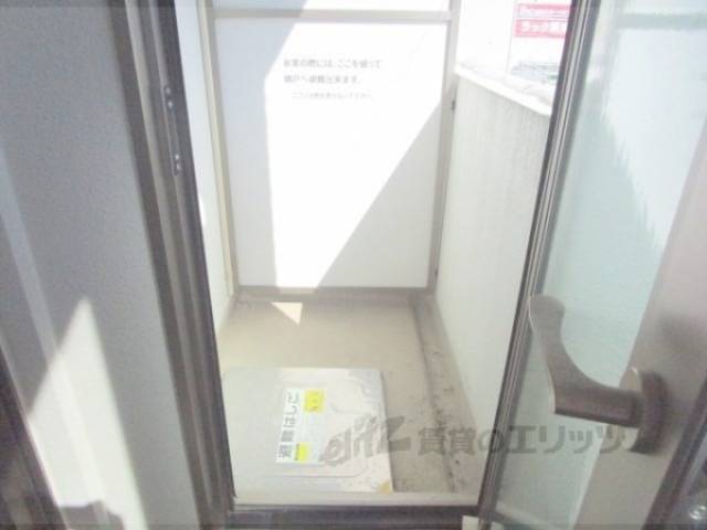 ベランダ　階下ベランダ