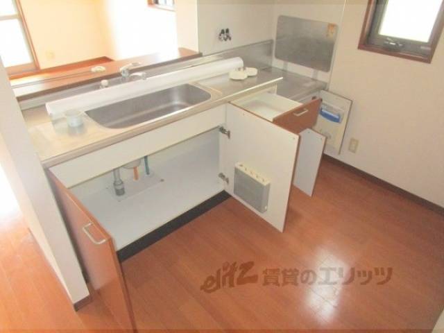 キッチン　収納