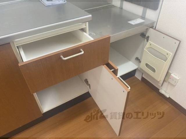 キッチン　下部収納