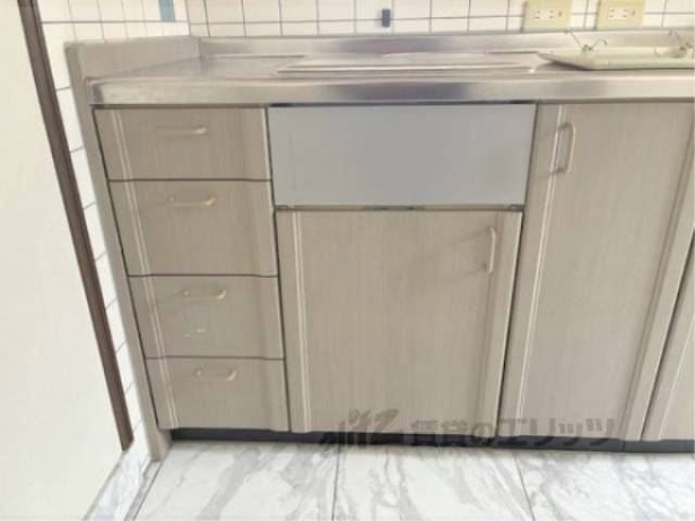 キッチン　キッチン下収納