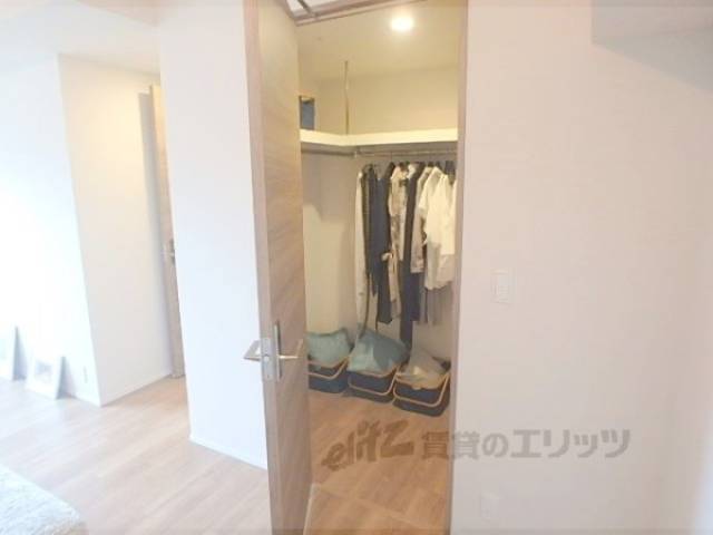 収納　ウオークインクローゼット