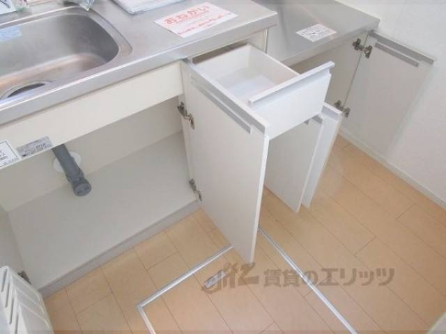 キッチン　収納