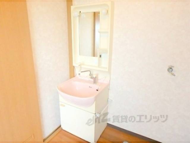 洗面所　独立洗面台