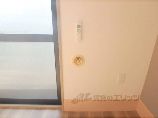 エアコンリモコン