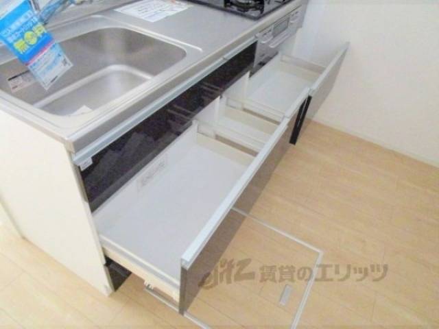 キッチン　キッチン下部収納
