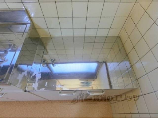 キッチン　コンロ置き場