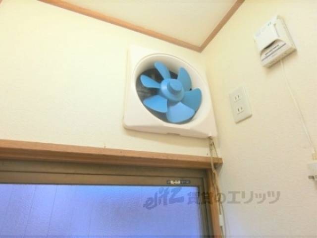 キッチン　換気扇