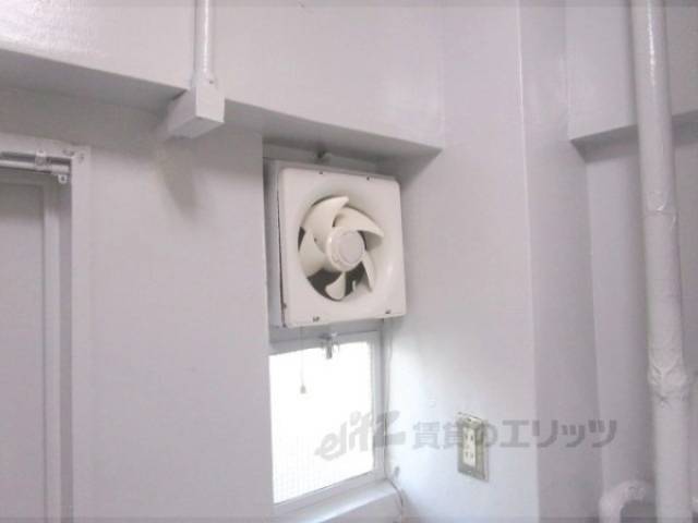 キッチン　キッチン換気扇