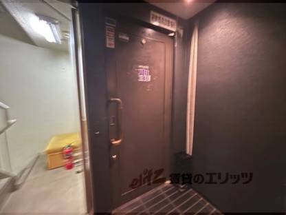玄関　入口ドア