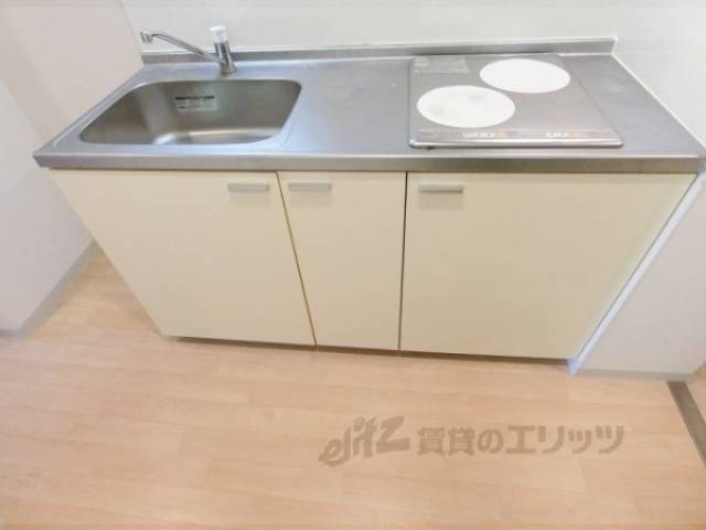 キッチン　下部収納