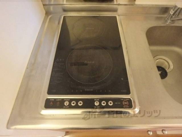 キッチン　コンロ