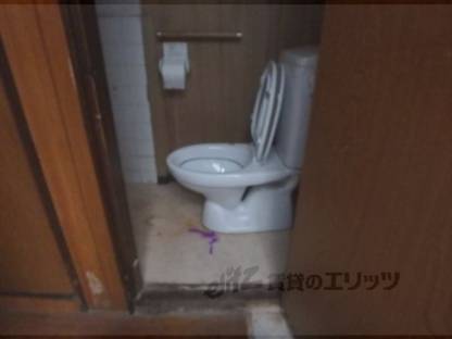 トイレ　作業場