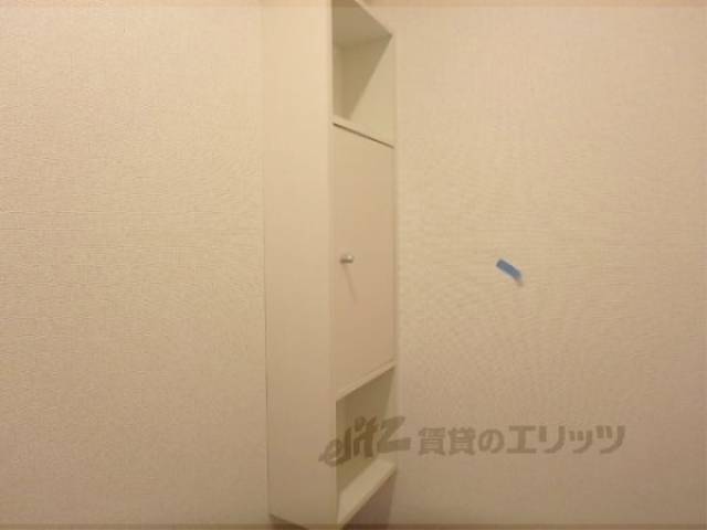 トイレ　収納