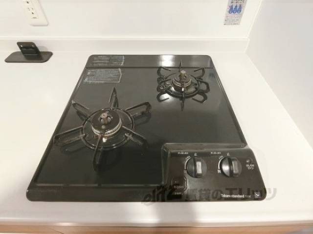 キッチン　コンロ（ガス２口）