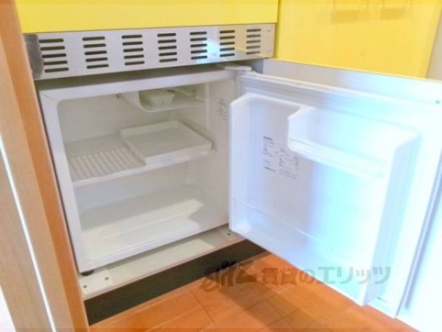 冷蔵庫置場　ミニ冷蔵庫