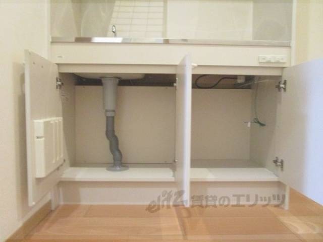 キッチン　下収納