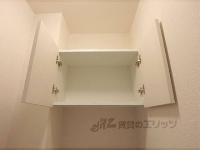 トイレ　収納