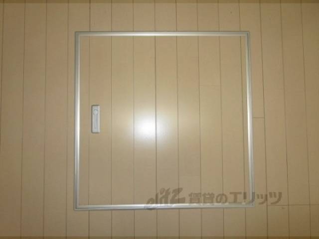 キッチン　床下収納