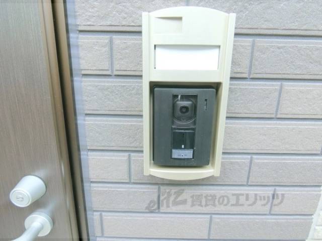 玄関　インターホン