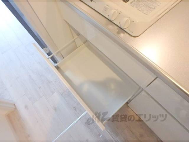 キッチン　収納