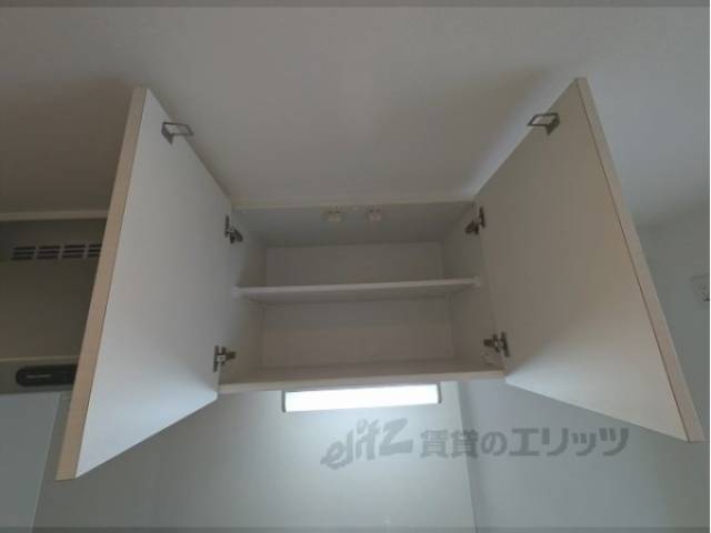 キッチン　キッチン上部棚