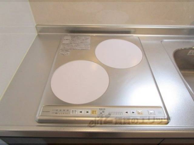 キッチン　コンロ
