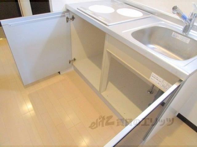 キッチン　キッチン下部収納