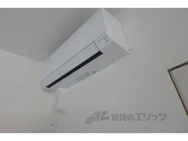 洋室　エアコン