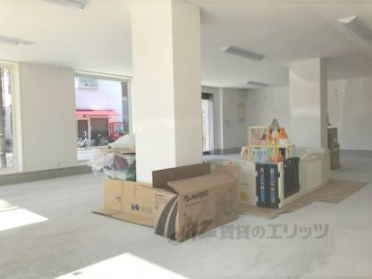 店舗内