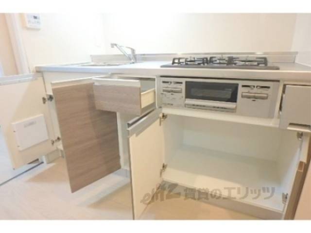 キッチン　キッチン下部収納