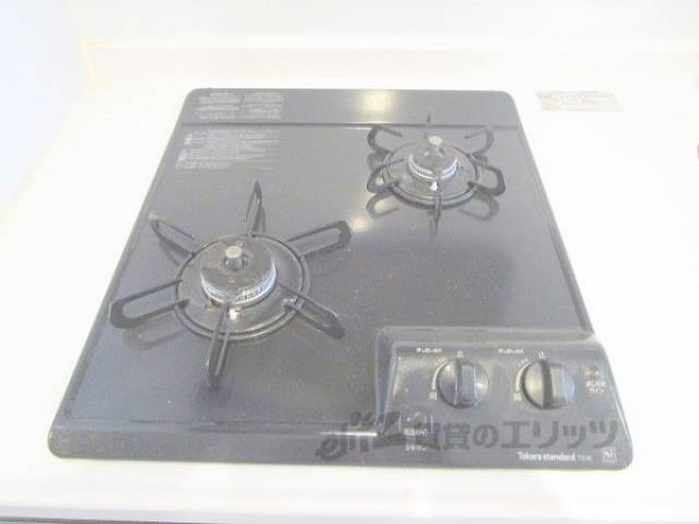 キッチン　ガス２口コンロ