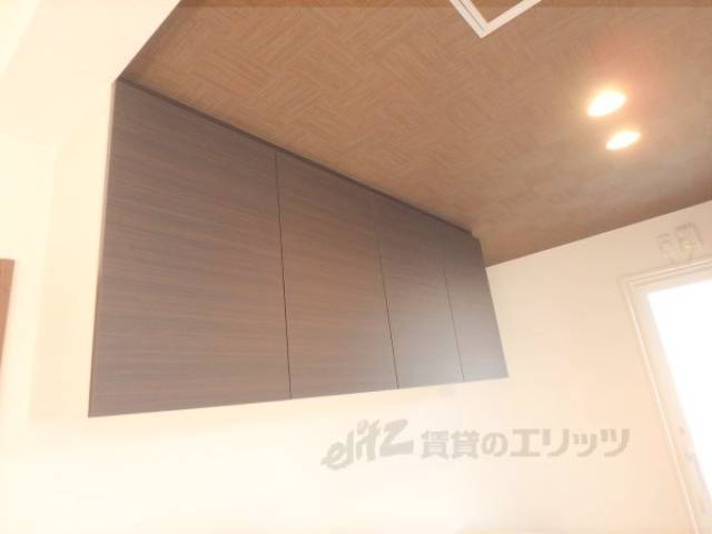 キッチン　収納