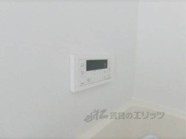 風呂　給湯器リモコン