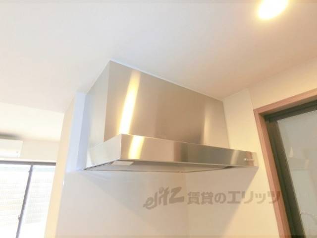 キッチン　換気扇