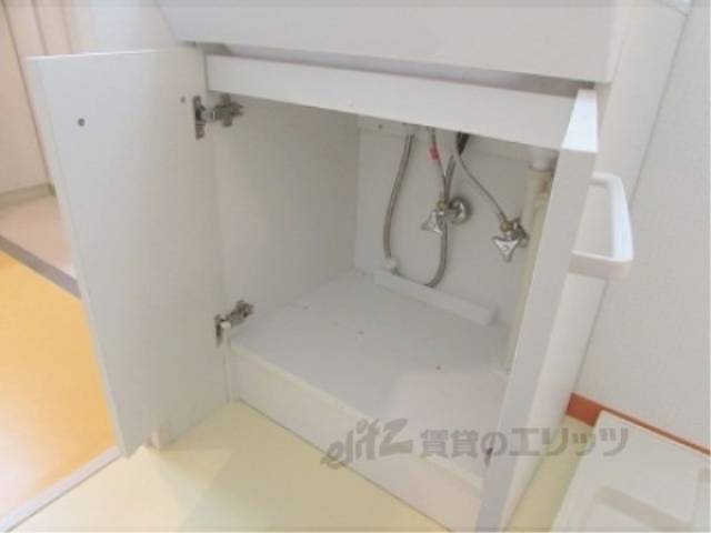 洗面所　下部収納