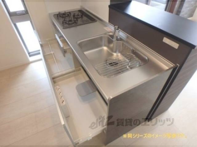 キッチン　キッチン下部収納