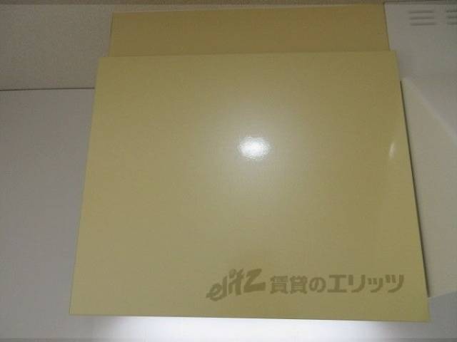 キッチン　上部収納