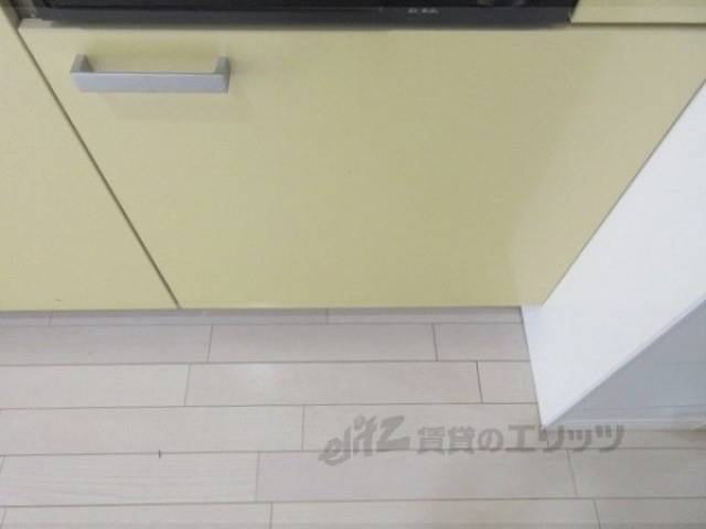 キッチン　下部収納